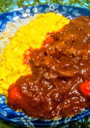 残ったビーフシチューでオムハヤシを作る-レシピのメイン写真