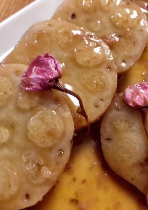 桜香るれんこんのもち米詰め甘煮-レシピのメイン写真