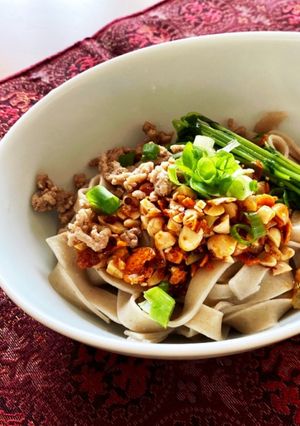 大豆麺で《中華風混ぜ麺》-レシピのメイン写真