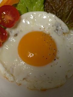 かわいいまん丸目玉焼き☆-レシピのメイン写真