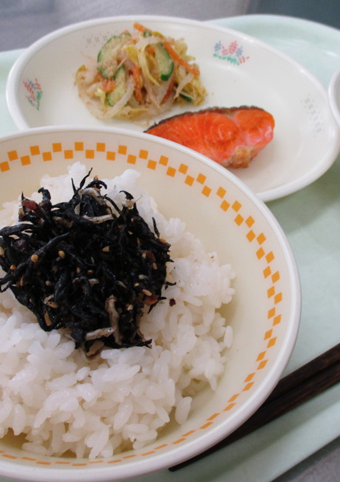 簡単給食　しそひじきふりかけ-レシピのメイン写真
