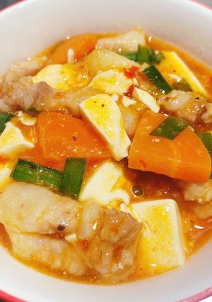 ワンポット 酸っぱいバラ肉と豆腐の炒め物-レシピのメイン写真