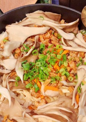 ストウブ 干し海老と舞茸の炊き込みご飯-レシピのメイン写真