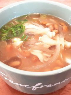 痩せそう?!舞茸と納豆と玉ねぎの味噌汁♡-レシピのメイン写真