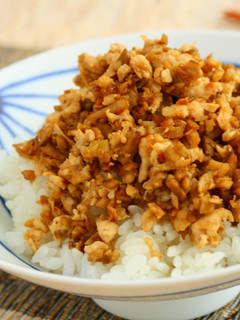 ゴボウ&生姜入り!鶏味噌そぼろ-レシピのメイン写真