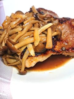 絶品醤油チキンステーキにんにくしめじのせ-レシピのメイン写真