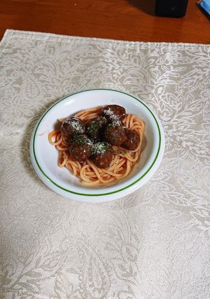 市販のミートボールにスパゲティーを絡めて-レシピのメイン写真