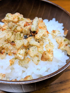 旨味たっぷり!レンチンでちくわ生ふりかけ-レシピのメイン写真