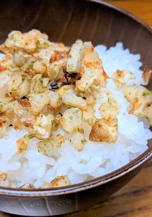 旨味たっぷり！レンチンでちくわ生ふりかけ-レシピのメイン写真