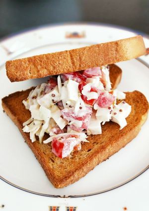 トマトとサラダチキンの糖質制限サンド-レシピのメイン写真