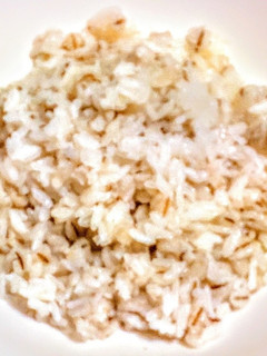 もち麦ご飯をよりモチモチに炊く方法-レシピのメイン写真
