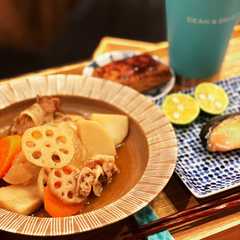 รูปของ 根菜と豚バラのスタミナ煮