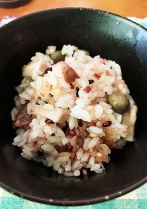 丹波の黒枝豆と牛肉キノコの炊き込みご飯-レシピのメイン写真
