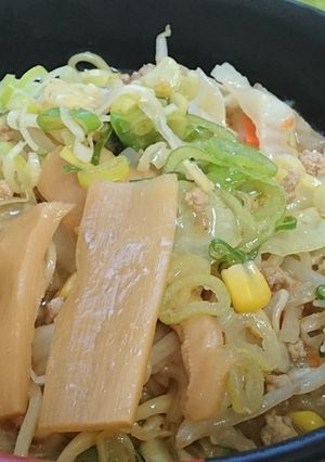 サッポロ一番しょうゆ豆乳旨辛麺-レシピのメイン写真