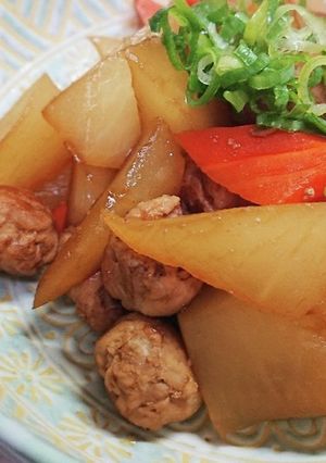 大根と小間切れ豚肉ボールの炒め煮-レシピのメイン写真