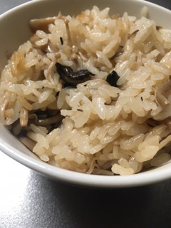 きのこの炊き込みご飯『の素』-レシピのメイン写真