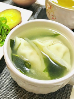 水餃子のような餃子スープ・中華スープ-レシピのメイン写真
