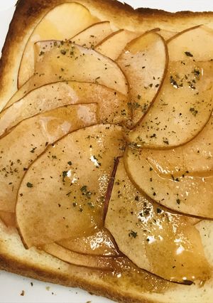 スライスリンゴ＆はちみつのトースト-レシピのメイン写真