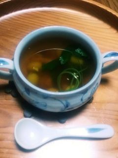 秋の味覚!松茸と銀杏のお吸い物-レシピのメイン写真