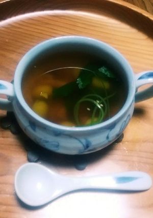 秋の味覚！松茸と銀杏のお吸い物-レシピのメイン写真