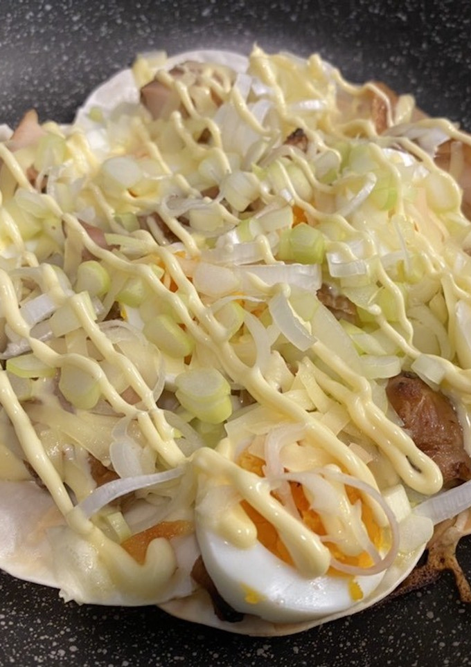 男のロマン！餃子の皮ピザ　照り焼きマヨ風-レシピのメイン写真
