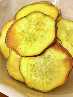 超簡単!パリパリさつまいもチップス*+-レシピのメイン写真