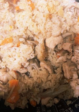 秋の味覚☆鶏肉と舞茸の炊き込みご飯-レシピのメイン写真