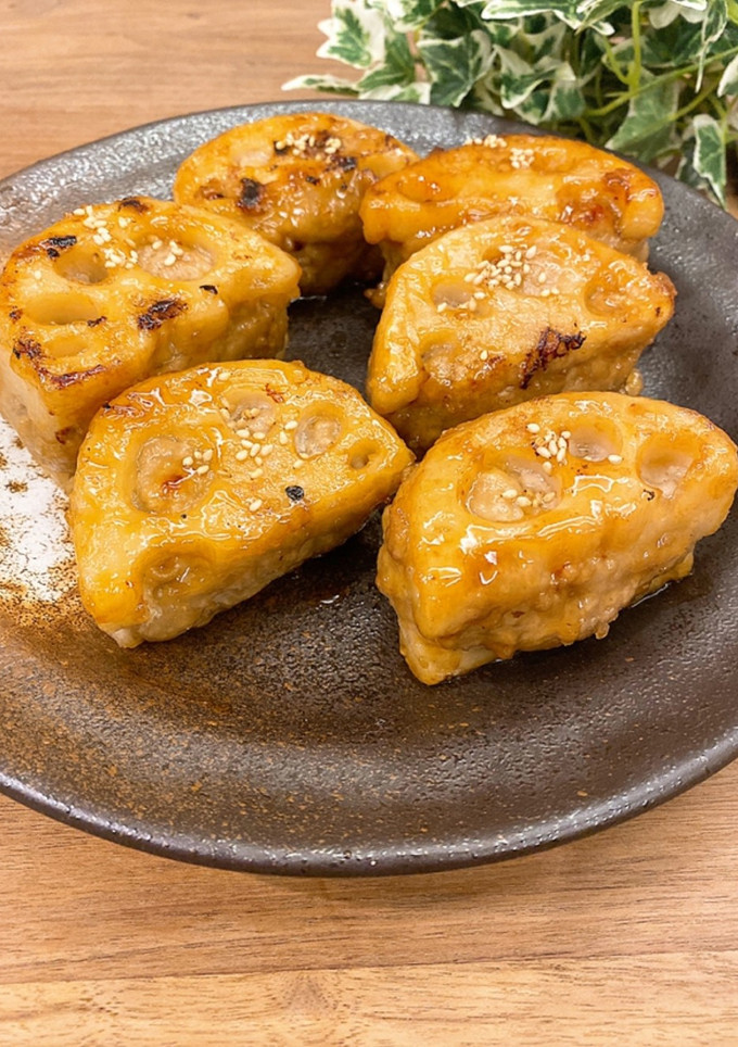 照り照り★うまうま★れんこんのはさみ焼き-レシピのメイン写真