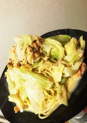 焼き鮭とキャベツのクリームパスタ-レシピのメイン写真