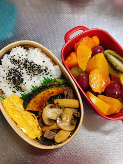 フルーツサラダとお弁当-レシピのメイン写真