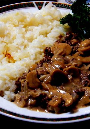 コゲ味こそ本領の創作ビーフ・ストロガノフ-レシピのメイン写真