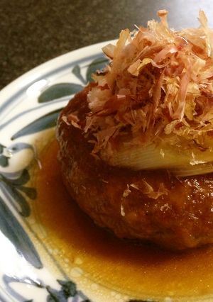 あつあつふぅふぅ♪和風煮込みハンバーグ-レシピのメイン写真