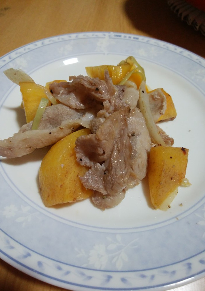 豚肉と柿の炒め物-レシピのメイン写真