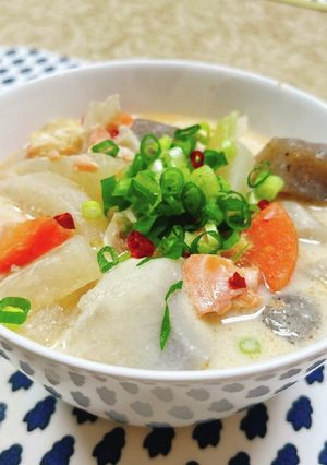 具沢山入り塩鮭の粕汁-レシピのメイン写真