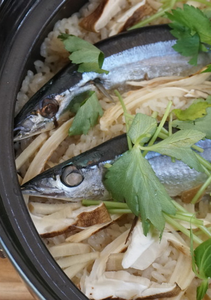 サンマとマツタケの炊き込みご飯-レシピのメイン写真