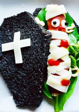 ハロウィン☆ミイラ男の棺桶サンド♪-レシピのメイン写真