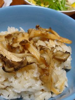 秋のきのこでおこわ作りました!-レシピのメイン写真