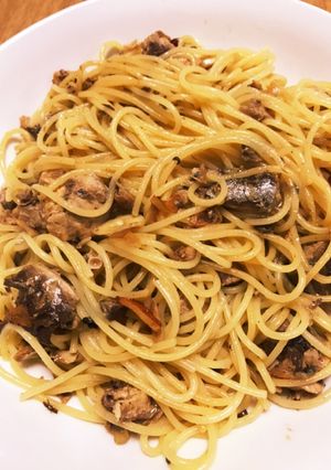 サバ缶でレモン醤油ペペロンチーノ-レシピのメイン写真