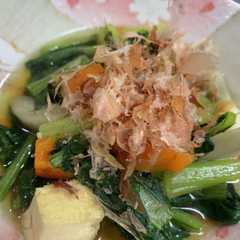รูปของ 小松菜とゴボウの煮物