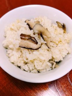 新米、白だし、きのこの炊きこみごはん-レシピのメイン写真