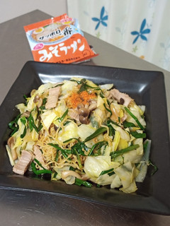 ハカタ一番?モツ鍋風焼きラーメン-レシピのメイン写真