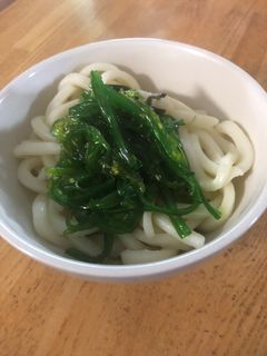 コストコのごまわかめうどん-レシピのメイン写真