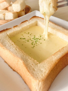 トーストで楽しい♬チーズフォンデュ-レシピのメイン写真
