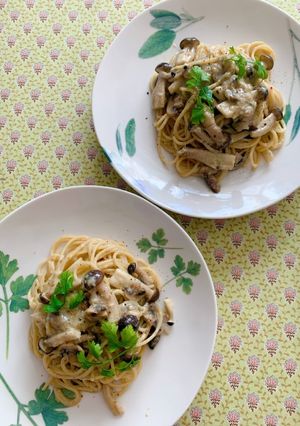 バーニャカウダソースできのこパスタ-レシピのメイン写真