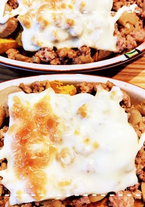 レンジで時短！挽肉とかぼちゃのチーズ焼き-レシピのメイン写真