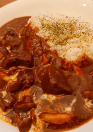 ビーフシチューガーリックバターライス添え-レシピのメイン写真
