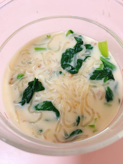 ひき肉と小松菜の豆乳中華スープ-レシピのメイン写真
