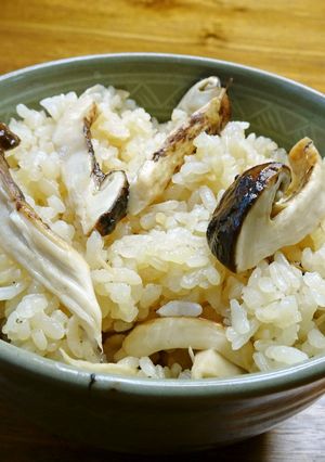 香り立つ松茸ご飯の作り方-レシピのメイン写真