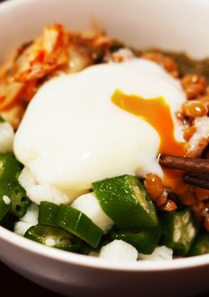 簡単腸活♪セブンイレブン商品で７色丼♪-レシピのメイン写真