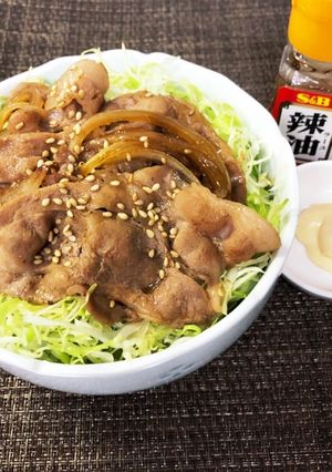 ラー油＆マヨin生姜焼き丼♪お弁当にも-レシピのメイン写真